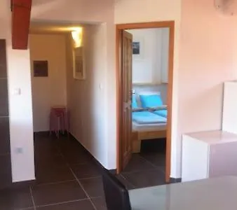 For 2 Adults And 2-3 Kids Appartamento