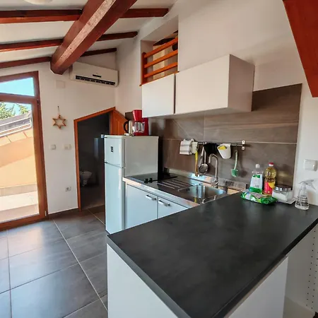 Appartamento For 2 Adults And 2-3 Kids